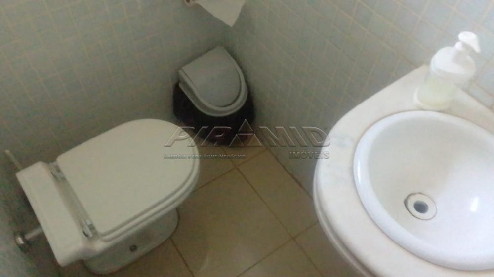 Alugar Casa / Padr&atilde;o em Ribeir&atilde;o Preto R$ 2.000,00 - Foto 5