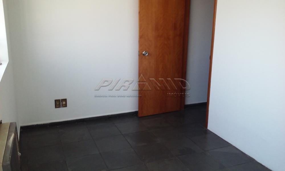 Alugar Comercial / Sala em Ribeir&atilde;o Preto R$ 650,00 - Foto 2