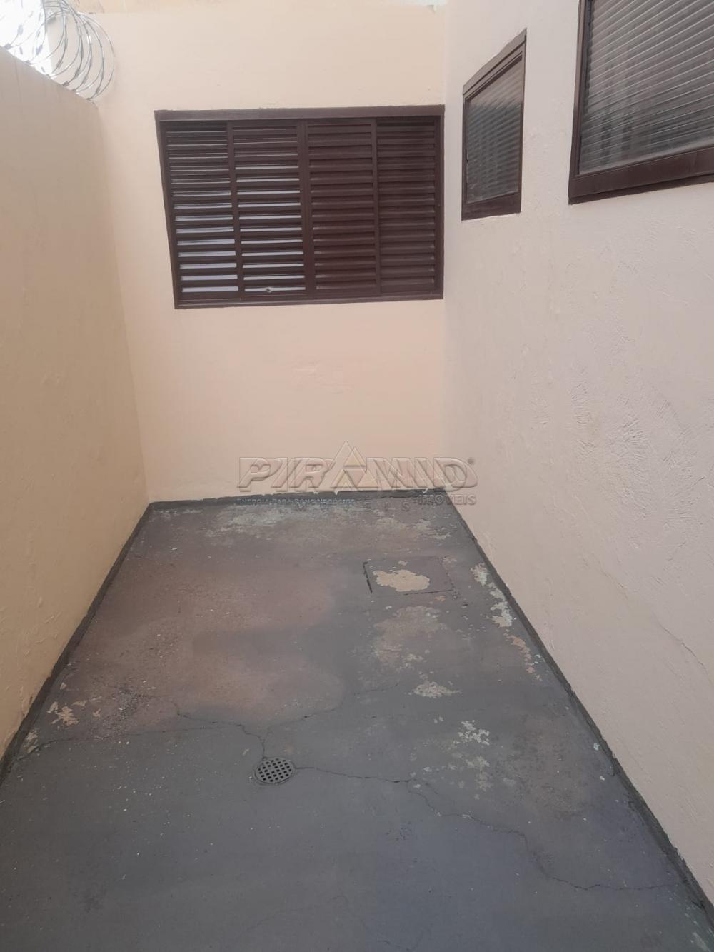 Alugar Apartamento / Padr&atilde;o em Ribeir&atilde;o Preto R$ 1.200,00 - Foto 14