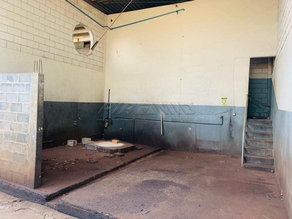 Alugar Comercial / Galp&atilde;o  Barrac&atilde;o em Ribeir&atilde;o Preto R$ 60.000,00 - Foto 31