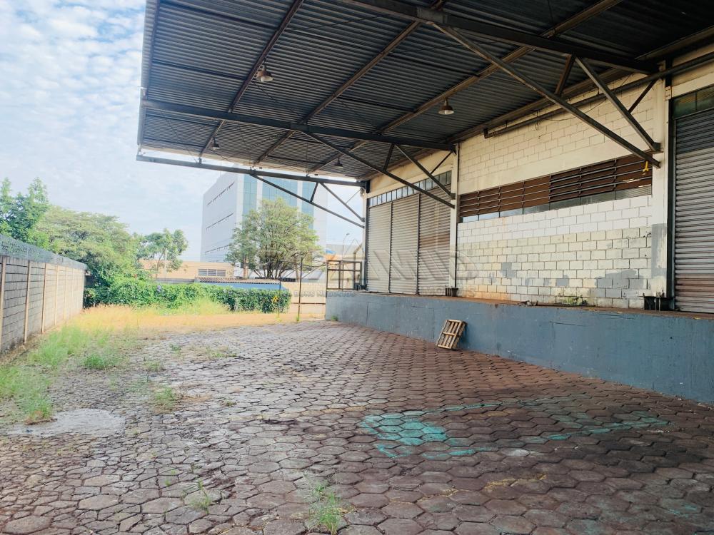 Alugar Comercial / Galp&atilde;o  Barrac&atilde;o em Ribeir&atilde;o Preto R$ 60.000,00 - Foto 36
