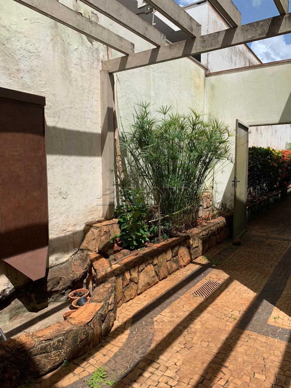 Alugar Casa / Padr&atilde;o em Ribeir&atilde;o Preto R$ 9.000,00 - Foto 18