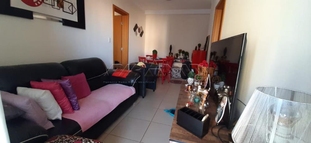 Alugar Apartamento / Padr&atilde;o em Ribeir&atilde;o Preto R$ 1.500,00 - Foto 4