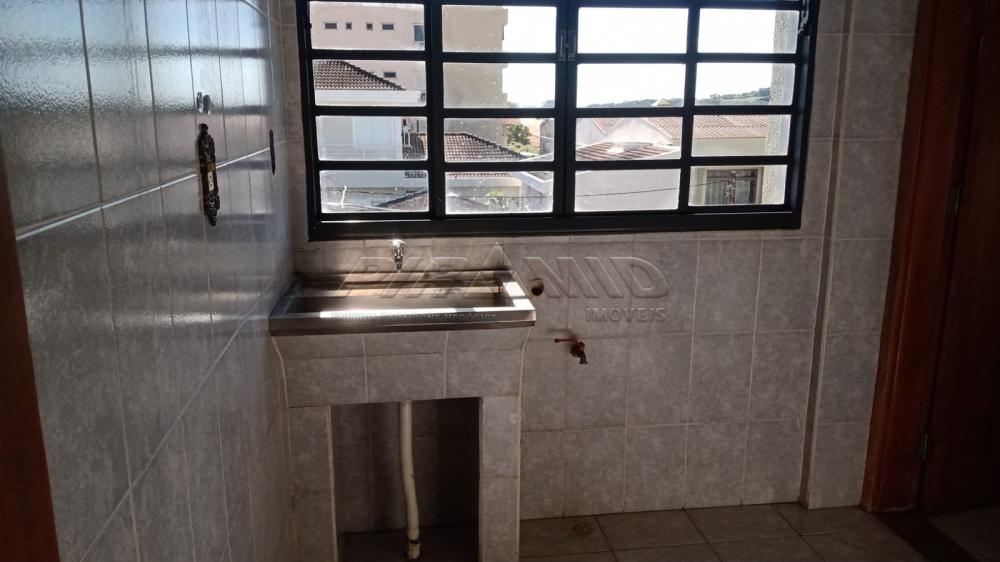 Alugar Apartamento / Padr&atilde;o em Ribeir&atilde;o Preto R$ 990,00 - Foto 12