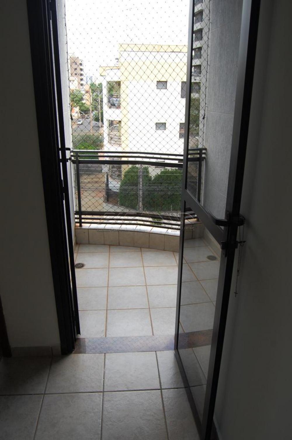Alugar Apartamento / Padr&atilde;o em Ribeir&atilde;o Preto R$ 1.600,00 - Foto 3