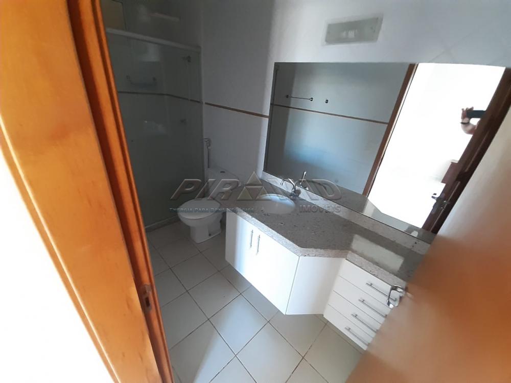 Alugar Apartamento / Padr&atilde;o em Ribeir&atilde;o Preto R$ 1.300,00 - Foto 4