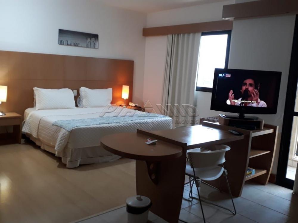 Alugar Apartamento / Flat em Ribeir&atilde;o Preto R$ 1.100,00 - Foto 1