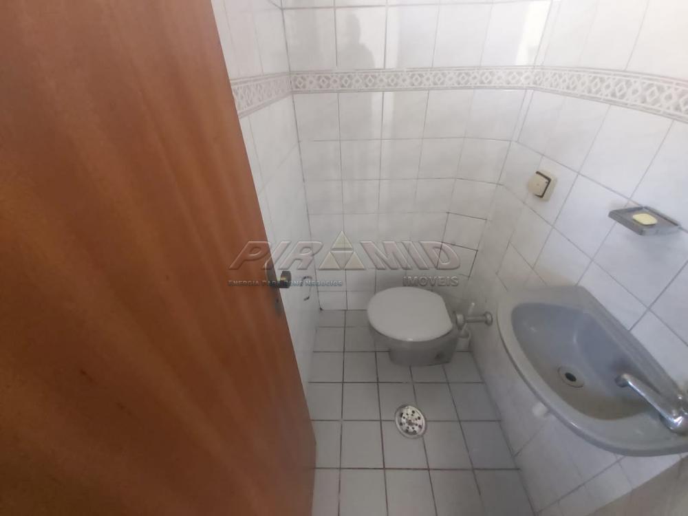 Alugar Apartamento / Padr&atilde;o em Ribeir&atilde;o Preto R$ 800,00 - Foto 4