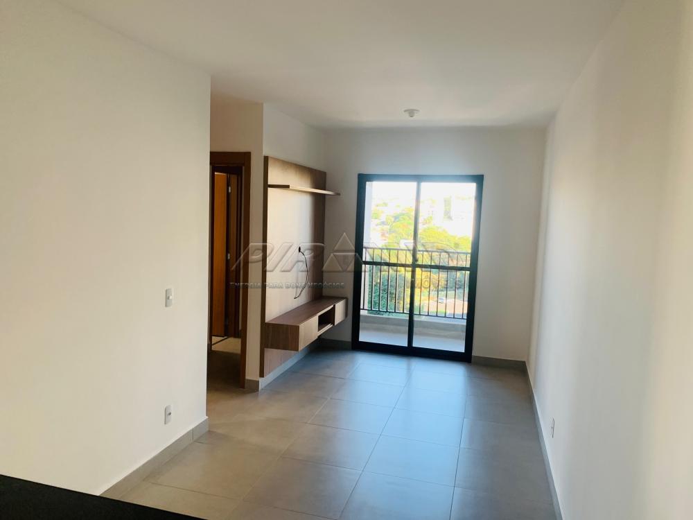 Alugar Apartamento / Padr&atilde;o em Ribeir&atilde;o Preto R$ 1.850,00 - Foto 1