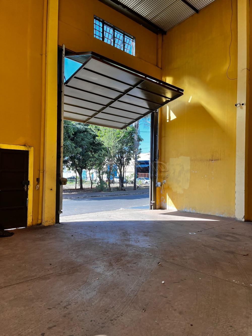 Alugar Comercial / Sal&atilde;o em Ribeir&atilde;o Preto R$ 6.000,00 - Foto 1