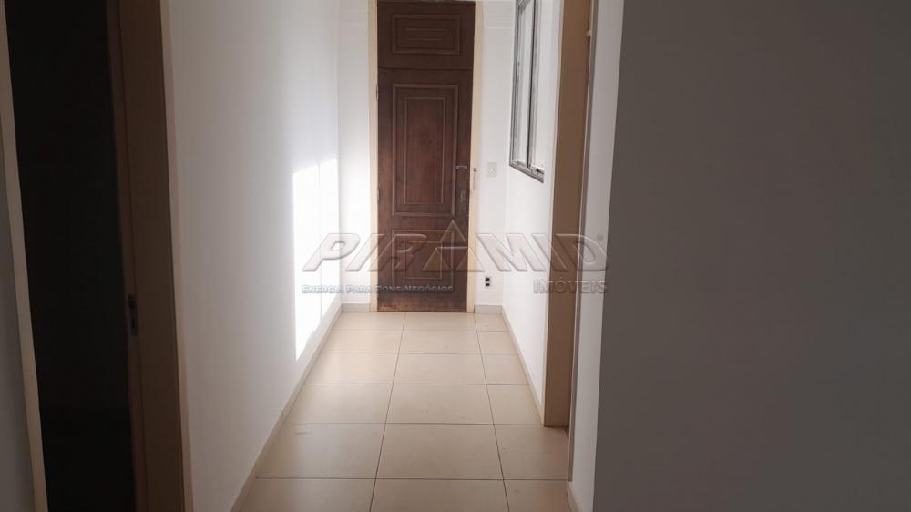 Alugar Apartamento / Padr&atilde;o em Ribeir&atilde;o Preto R$ 2.200,00 - Foto 2