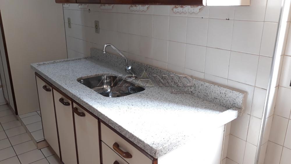 Comprar Apartamento / Padr&atilde;o em Ribeir&atilde;o Preto R$ 300.000,00 - Foto 13