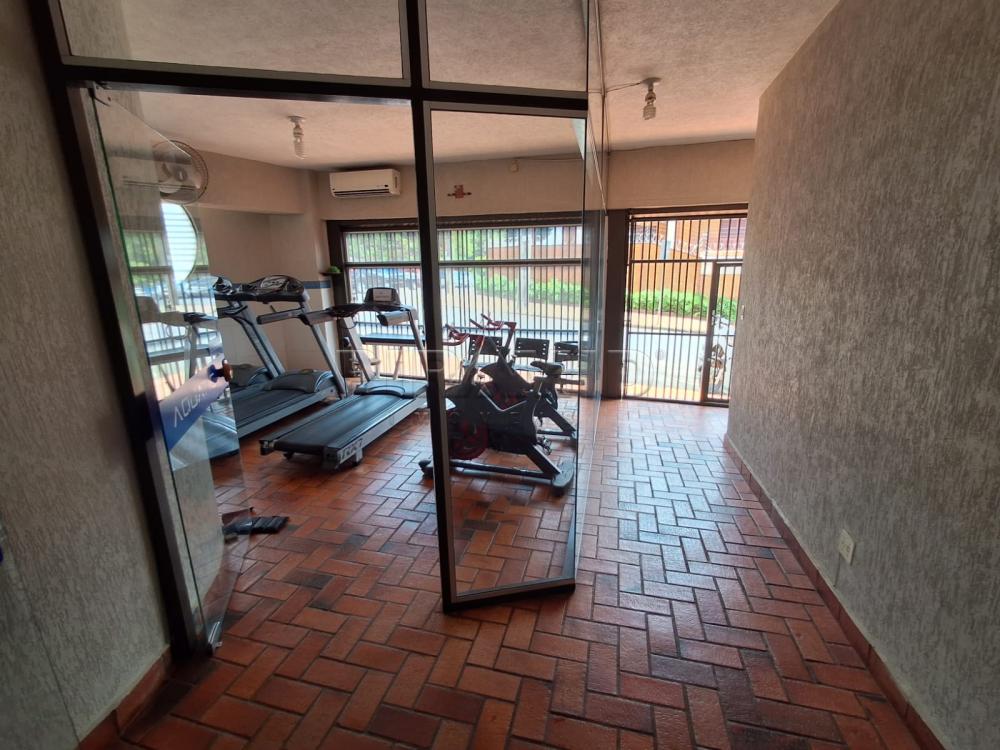 Comprar Comercial / Galp&atilde;o  Barrac&atilde;o em Ribeir&atilde;o Preto R$ 1.200.000,00 - Foto 2