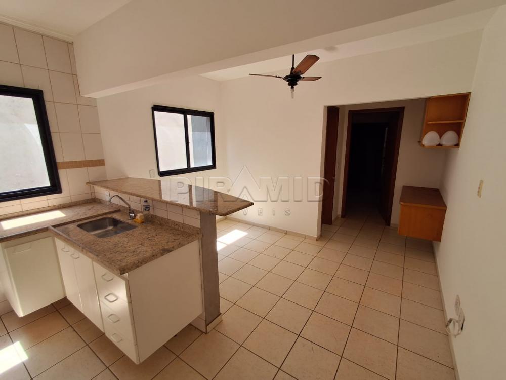 Alugar Apartamento / Padr&atilde;o em Ribeir&atilde;o Preto R$ 1.200,00 - Foto 2