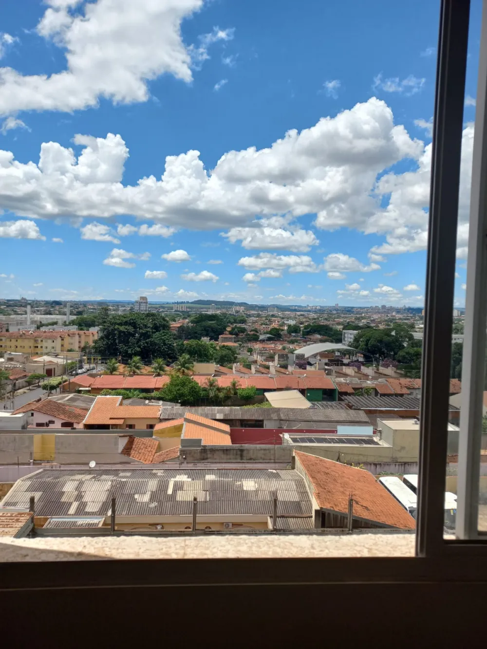 Alugar Apartamento / Padr&atilde;o em Ribeir&atilde;o Preto R$ 1.000,00 - Foto 2
