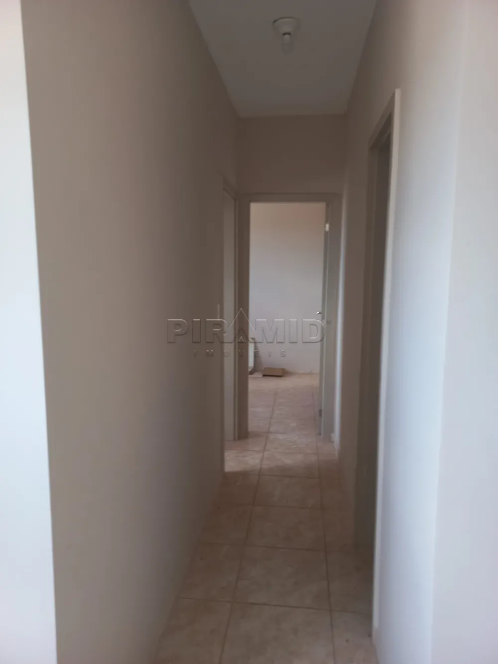 Alugar Apartamento / Padr&atilde;o em Ribeir&atilde;o Preto R$ 1.000,00 - Foto 3