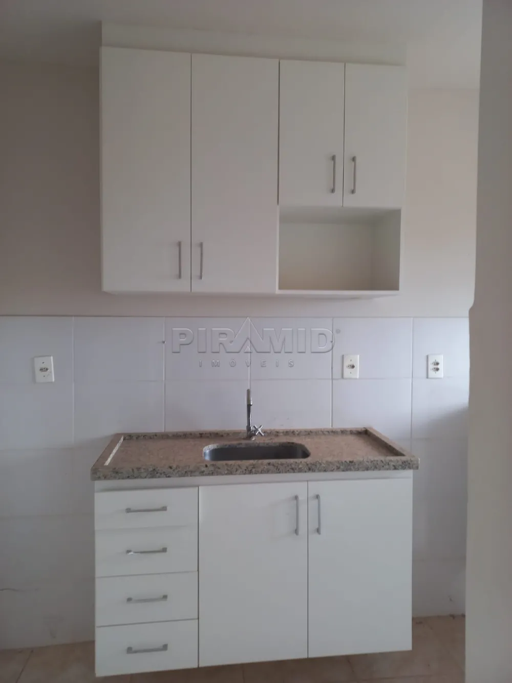 Alugar Apartamento / Padr&atilde;o em Ribeir&atilde;o Preto R$ 1.000,00 - Foto 7