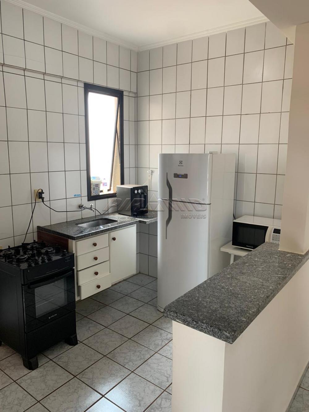 Alugar Apartamento / Padr&atilde;o em Ribeir&atilde;o Preto R$ 1.150,00 - Foto 16
