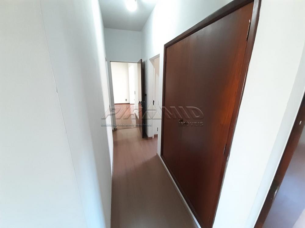 Alugar Apartamento / Padr&atilde;o em Ribeir&atilde;o Preto R$ 1.300,00 - Foto 10