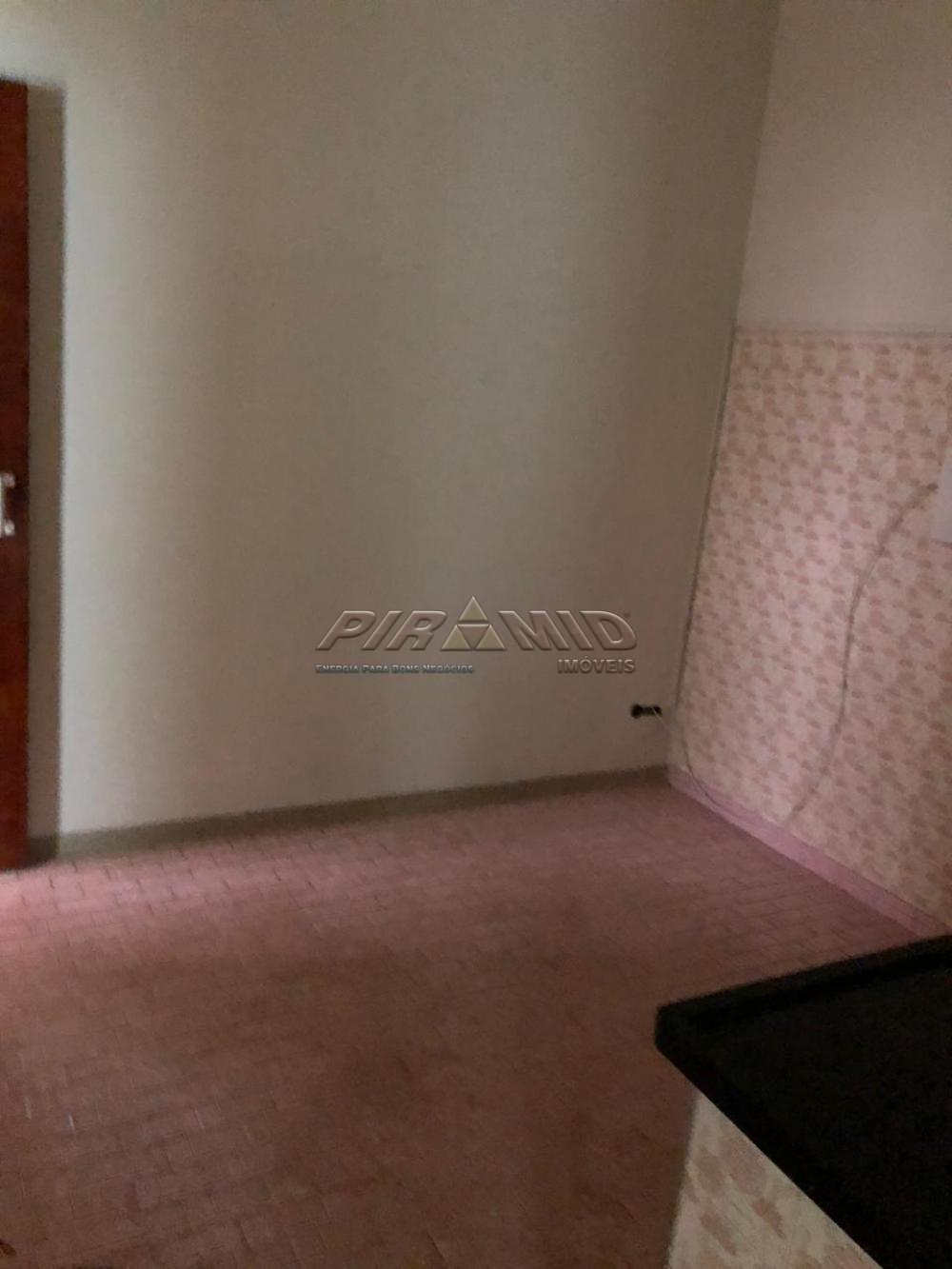 Alugar Casa / Padr&atilde;o em Ribeir&atilde;o Preto R$ 1.800,00 - Foto 12