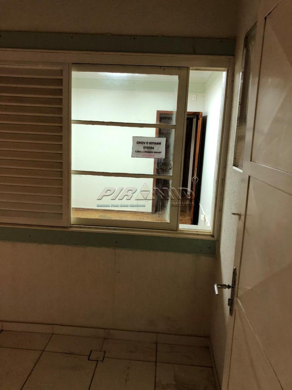 Alugar Casa / Padr&atilde;o em Ribeir&atilde;o Preto R$ 1.800,00 - Foto 14