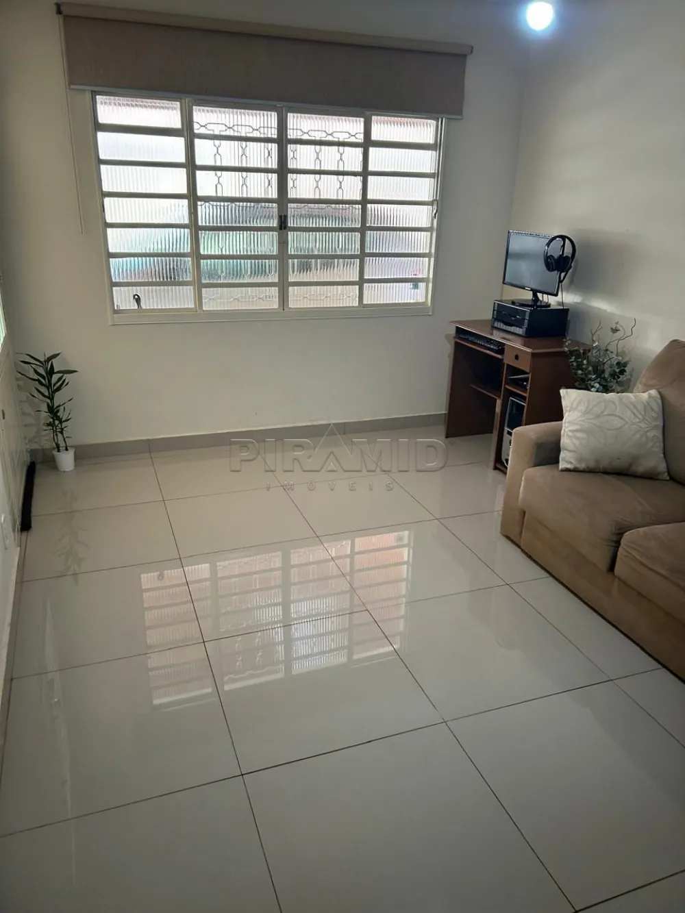 Comprar Casa / Padr&atilde;o em Ribeir&atilde;o Preto R$ 465.000,00 - Foto 7
