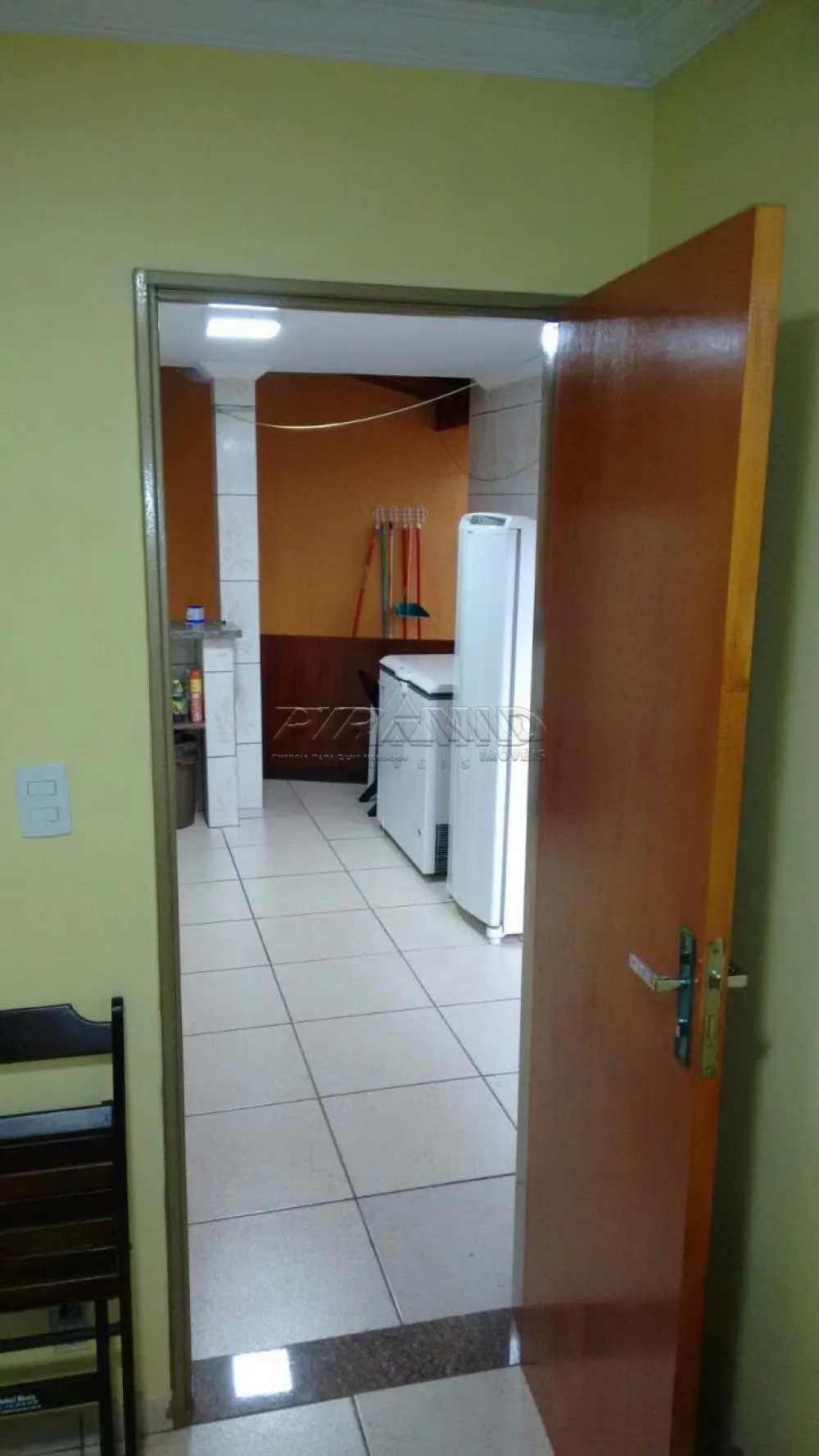 Alugar Casa / Padr&atilde;o em Ribeir&atilde;o Preto R$ 450,00 - Foto 11
