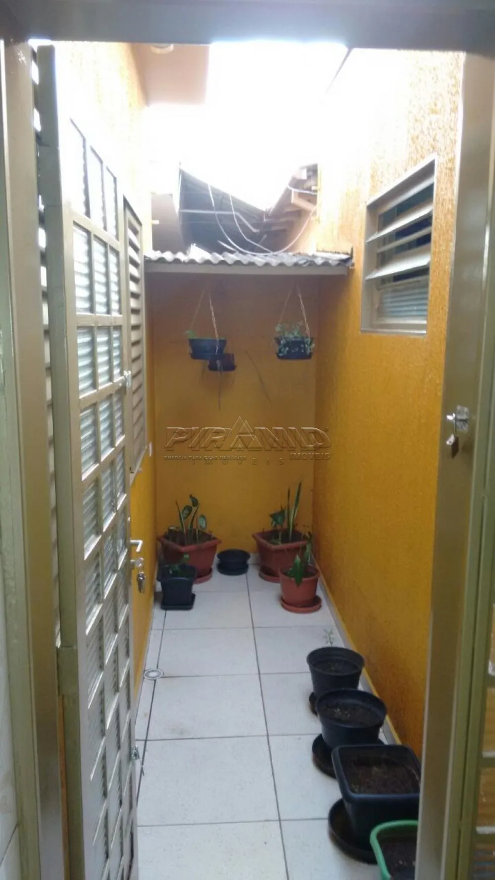 Alugar Casa / Padr&atilde;o em Ribeir&atilde;o Preto R$ 450,00 - Foto 20