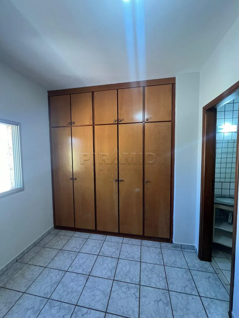Alugar Apartamento / Padr&atilde;o em Ribeir&atilde;o Preto R$ 875,00 - Foto 7