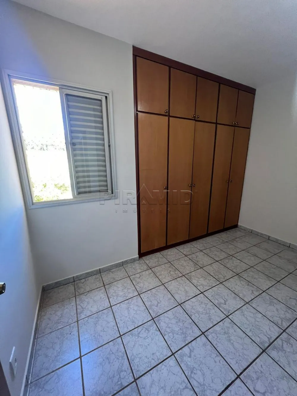 Alugar Apartamento / Padr&atilde;o em Ribeir&atilde;o Preto R$ 875,00 - Foto 9