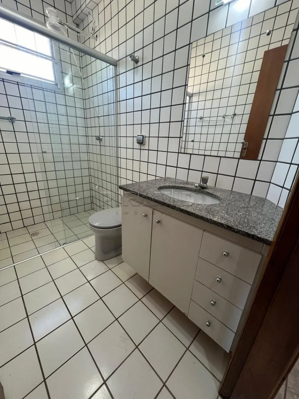 Alugar Apartamento / Padr&atilde;o em Ribeir&atilde;o Preto R$ 875,00 - Foto 13