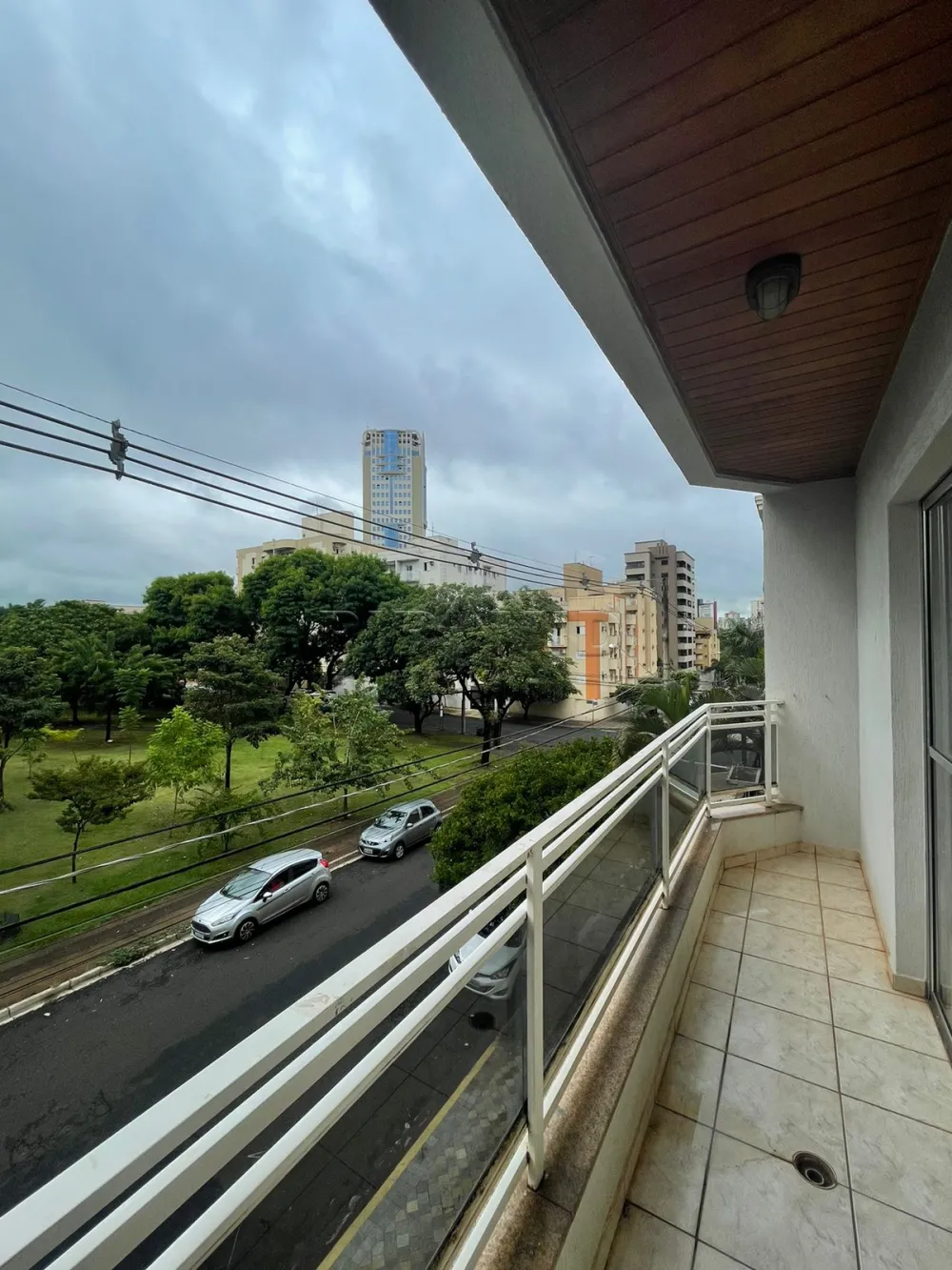 Alugar Apartamento / Padr&atilde;o em Ribeir&atilde;o Preto R$ 1.800,00 - Foto 7