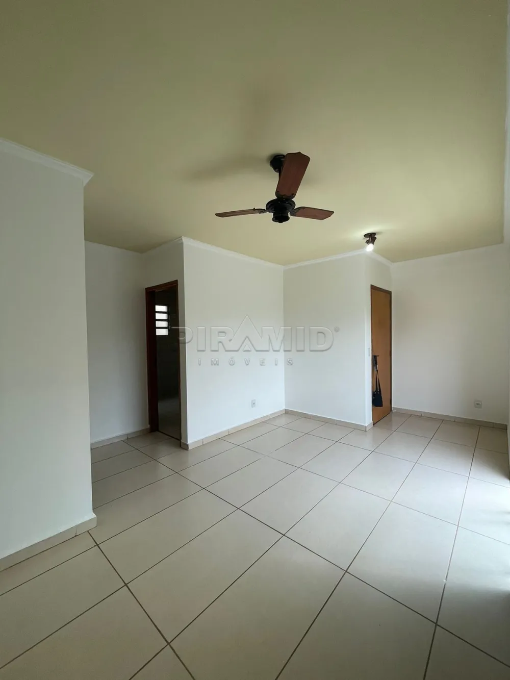 Alugar Apartamento / Padr&atilde;o em Ribeir&atilde;o Preto R$ 1.800,00 - Foto 9