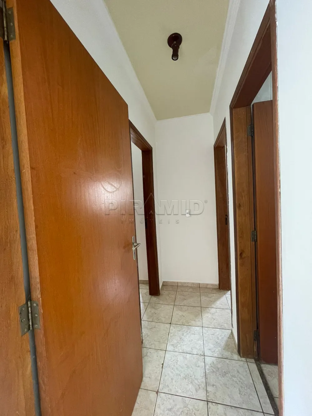 Alugar Apartamento / Padr&atilde;o em Ribeir&atilde;o Preto R$ 1.800,00 - Foto 11