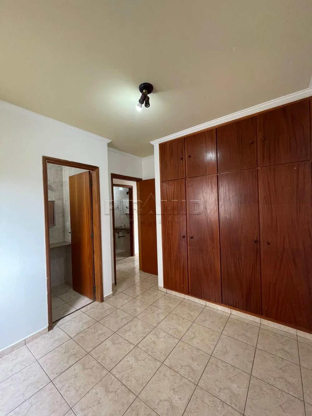 Alugar Apartamento / Padr&atilde;o em Ribeir&atilde;o Preto R$ 1.800,00 - Foto 15