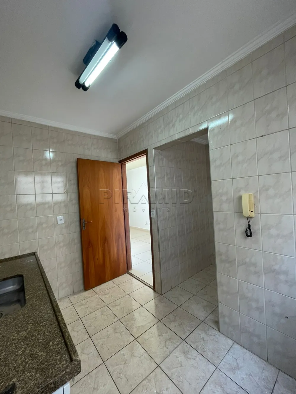 Alugar Apartamento / Padr&atilde;o em Ribeir&atilde;o Preto R$ 1.800,00 - Foto 26