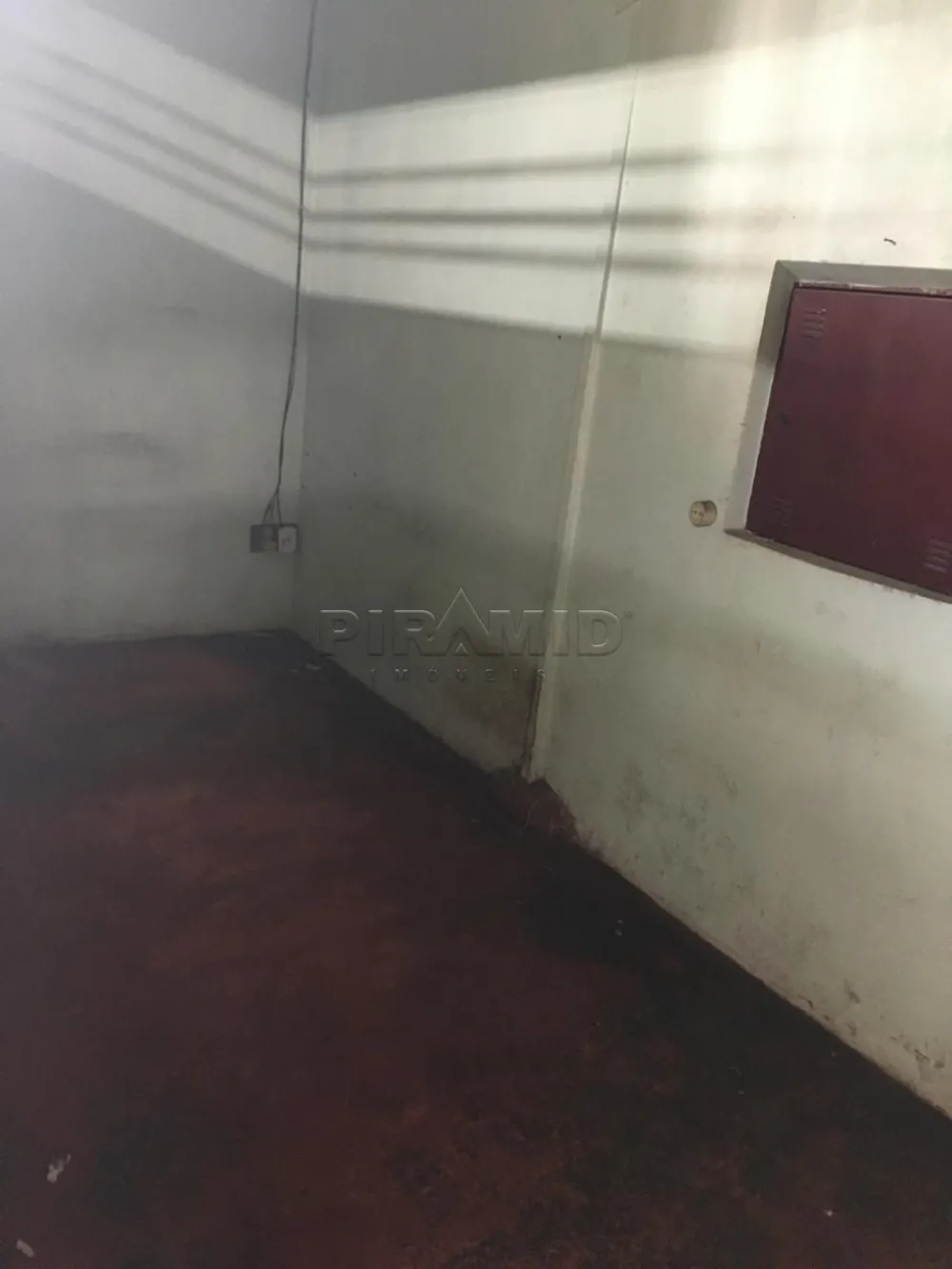 Alugar Comercial / Galp&atilde;o  Barrac&atilde;o em Ribeir&atilde;o Preto R$ 1.200,00 - Foto 6