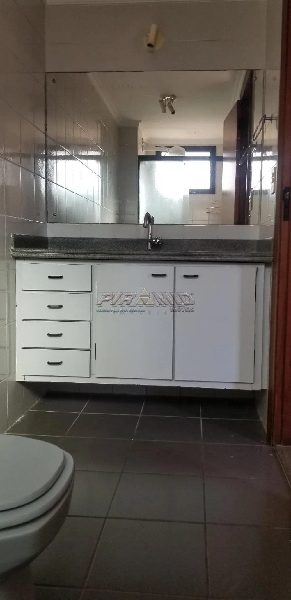 Alugar Apartamento / Padr&atilde;o em Ribeir&atilde;o Preto R$ 1.600,00 - Foto 6