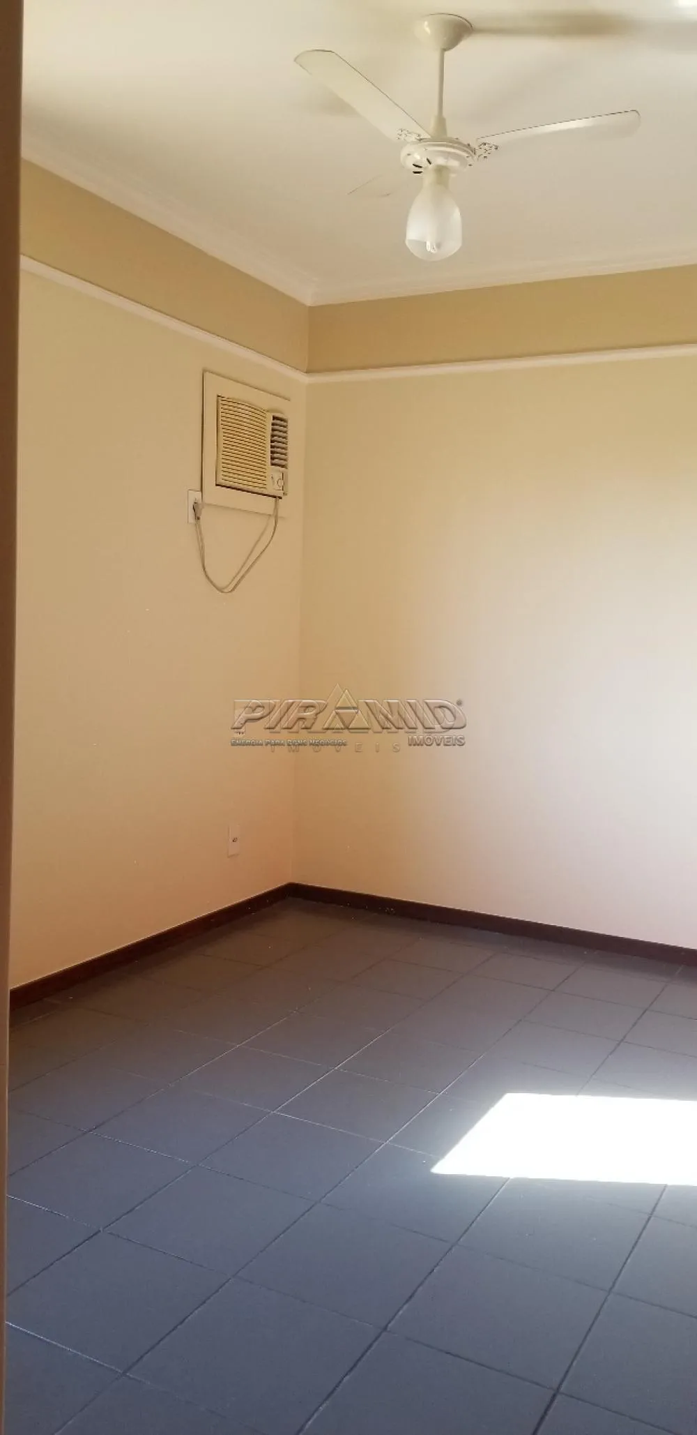 Alugar Apartamento / Padr&atilde;o em Ribeir&atilde;o Preto R$ 1.600,00 - Foto 10