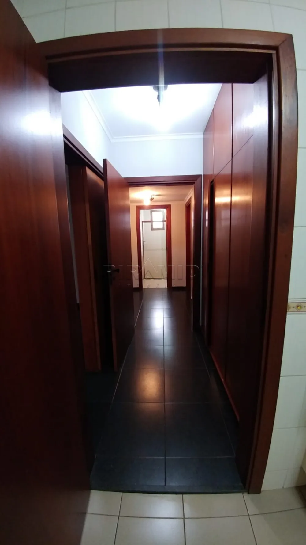 Alugar Apartamento / Padr&atilde;o em Ribeir&atilde;o Preto R$ 1.300,00 - Foto 22