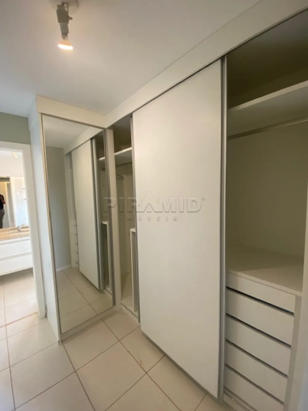 Alugar Apartamento / Padr&atilde;o em Ribeir&atilde;o Preto R$ 2.900,00 - Foto 13
