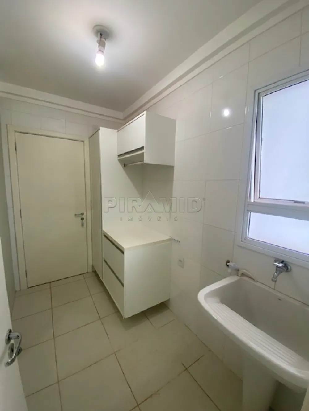 Alugar Apartamento / Padr&atilde;o em Ribeir&atilde;o Preto R$ 2.900,00 - Foto 17