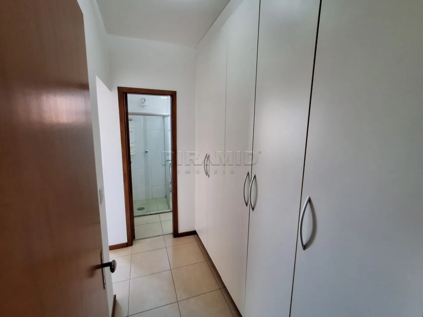 Alugar Apartamento / Padr&atilde;o em Ribeir&atilde;o Preto R$ 2.950,00 - Foto 9