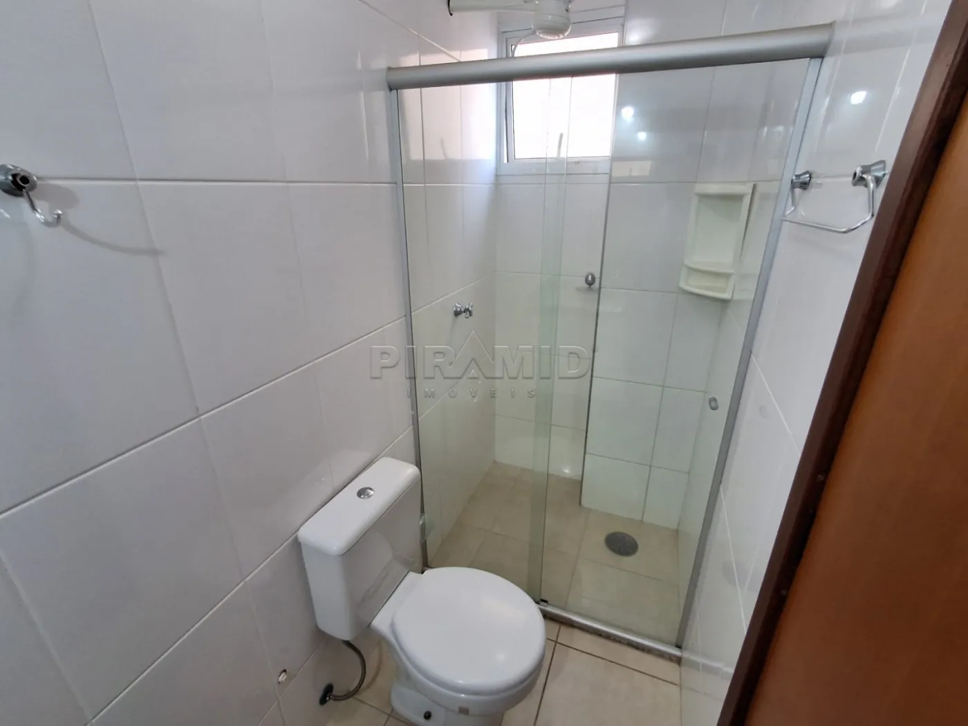 Alugar Apartamento / Padr&atilde;o em Ribeir&atilde;o Preto R$ 2.950,00 - Foto 15