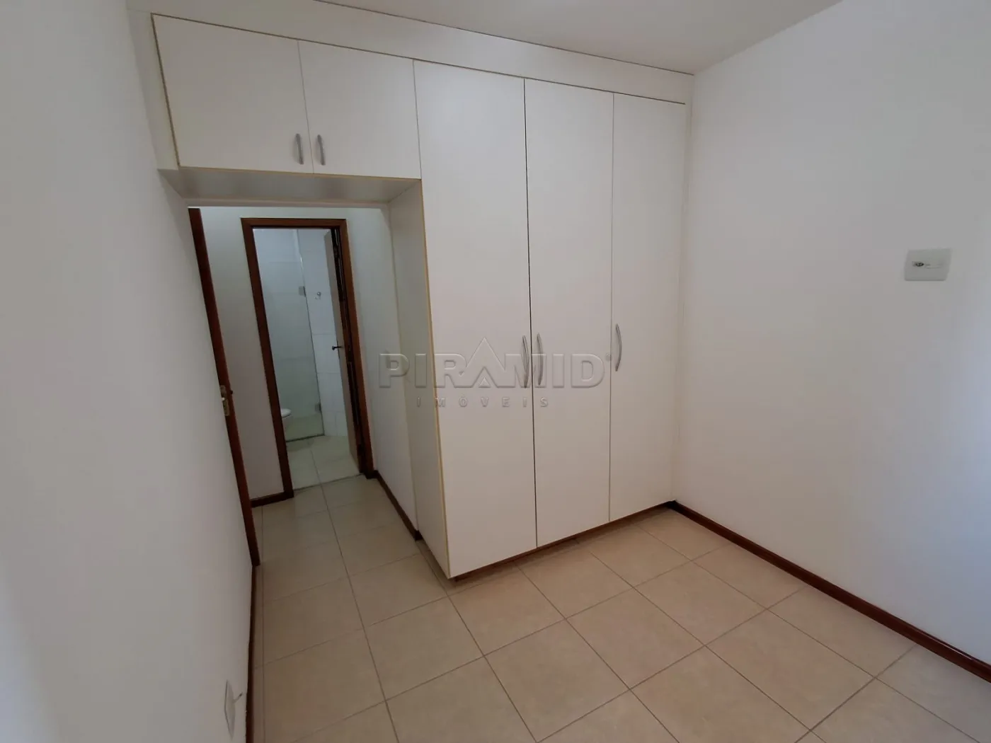 Alugar Apartamento / Padr&atilde;o em Ribeir&atilde;o Preto R$ 2.950,00 - Foto 17