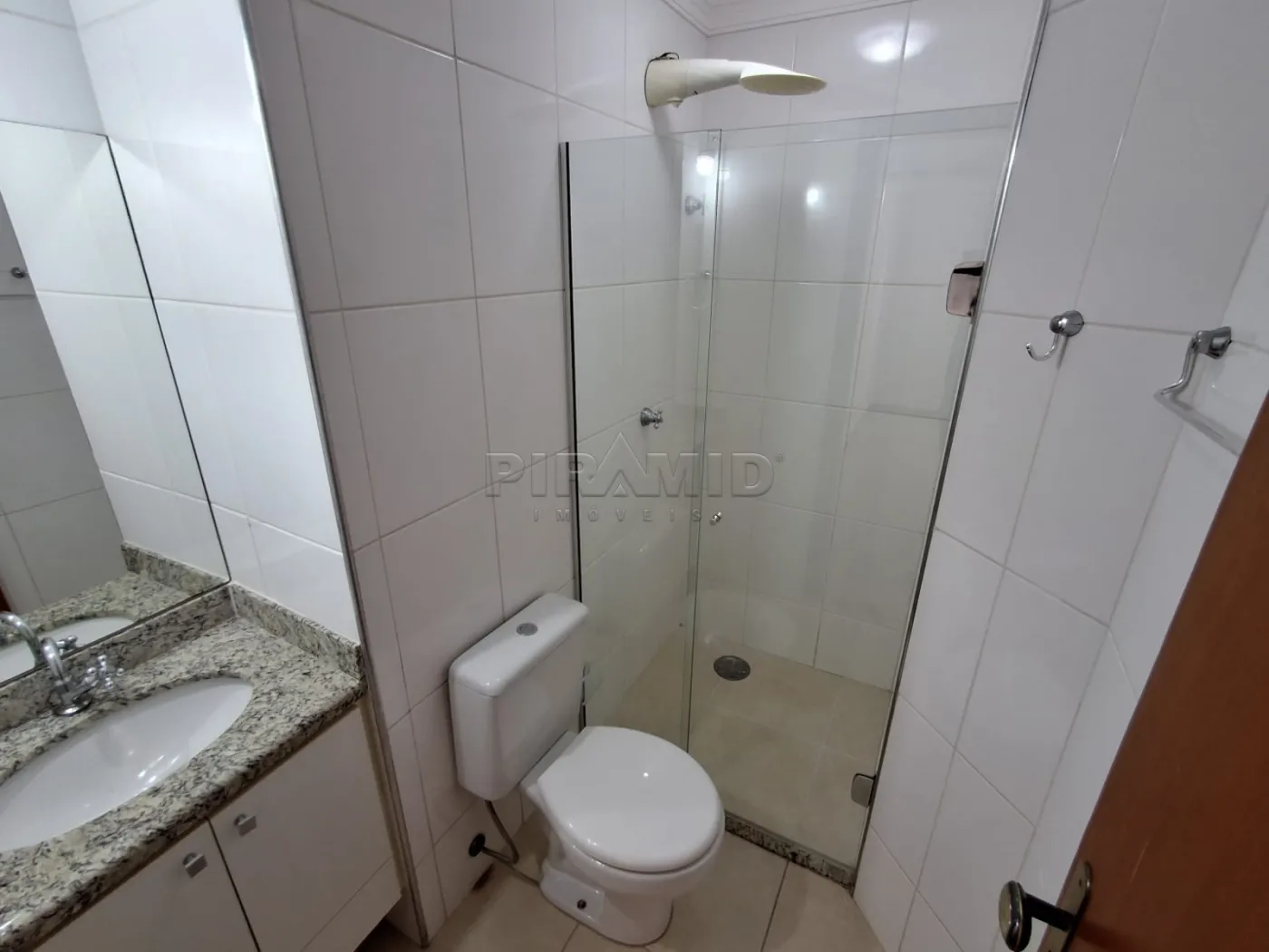 Alugar Apartamento / Padr&atilde;o em Ribeir&atilde;o Preto R$ 2.950,00 - Foto 18