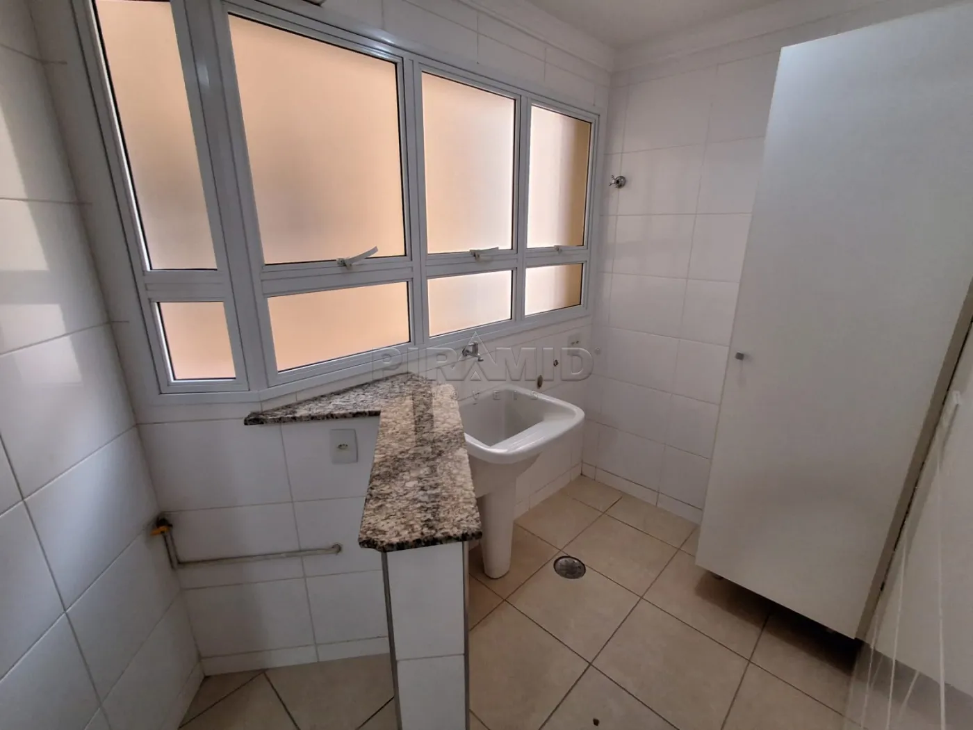 Alugar Apartamento / Padr&atilde;o em Ribeir&atilde;o Preto R$ 2.950,00 - Foto 22
