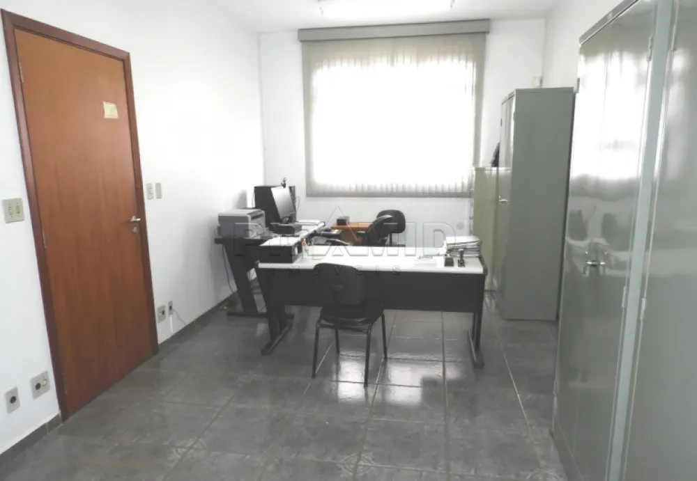 Alugar Comercial / Galp&atilde;o  Barrac&atilde;o em Ribeir&atilde;o Preto R$ 27.000,00 - Foto 14