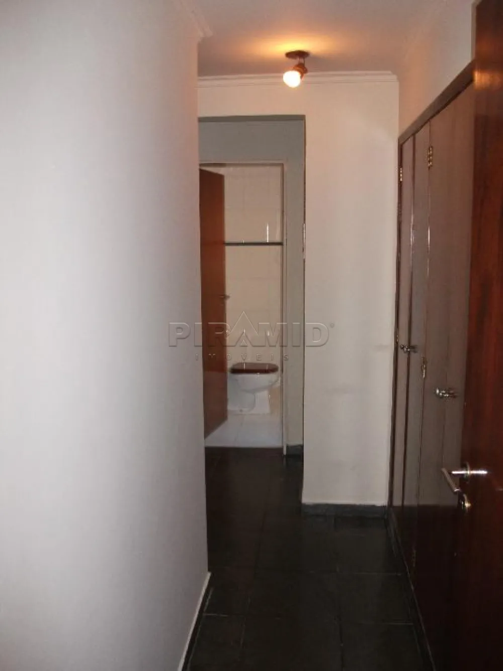 Alugar Apartamento / Padr&atilde;o em Ribeir&atilde;o Preto R$ 1.300,00 - Foto 11
