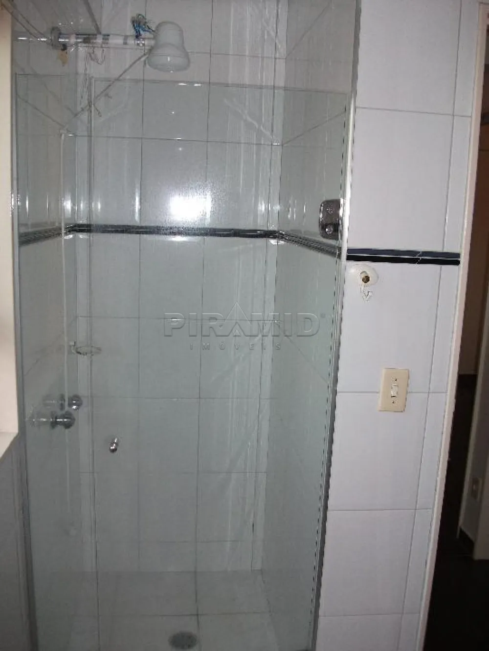 Alugar Apartamento / Padr&atilde;o em Ribeir&atilde;o Preto R$ 1.300,00 - Foto 12